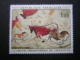 FRANCE : N° 1555  NEUF**  PEINTURE RUPESTRE DE LA GROTTE DE LASCAUX - Préhistoire