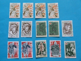 LOT DE DIFFERENTS TIMBRES CROIX ROUGE - Collections