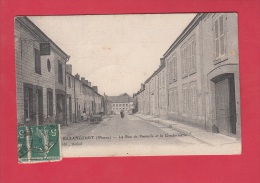 CPA - BAZANCOURT - La Rue De Pomacle Et La Gendarmerie - 1913 - Bazancourt
