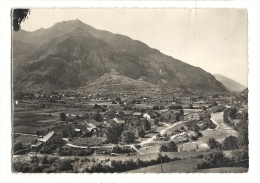 Cp, 64, Laruns, Vue Générale, Le Gave D'Ossau Et Les Cinq Monts, Voyagée 195 - Laruns