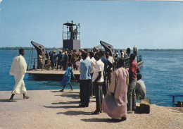 AFRIQUE,Sénégal ,ex Colonie Française,CASAMANCE,ZIGUI NCHOR EN 1968,PORT,BAC,TRANSPORT DES TRAVAILLEURS - Senegal