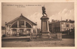 Thenezay (79) Monument Aux Morts - Halles - Thenezay