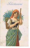 1910s EMBOSSED POSTCARD -  WOMAN CARRYING  FLOWERS - ...-1850 Préphilatélie