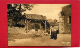 SAINT HILAIRE DES LOGES  CARTE EN TRES BON ETAT - Saint Hilaire Des Loges