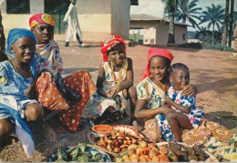 AFRICA,MARCHANDS,SELLERS, MARKET, Kids,children, Old Photo Postcard - Unclassified