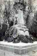 MILITARIA-TOUL - MONUMENT COMMÉMORATIF ÉLEVÉ A LA MÉMOIRE DES DÉFENSEURS DE TOUL EN 1870 - Monumenti Ai Caduti