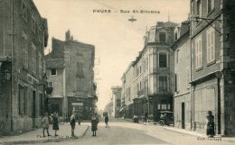 CPA 42 FEURS RUE ST ETIENNE Animée Vieille Voiture - Feurs