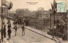 CHATOU MARCHE DE L'ARMEE LE 29 MAI 1904 SUR LE PONT - Chatou