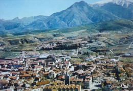 66 - CPSM Grand Format   Dentelée - PRADES - - Vue Générale Et Le CANIGOU - Prades