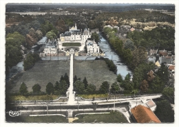 La Ferté-Saint-Aubin (45) : Vue Générale Aérienne Au Niveau Du Château En 1965GF. - La Ferte Saint Aubin