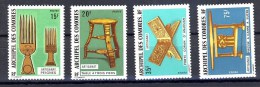 SERIE 4 TIMBRES NEUFS** COMORES 1974 # ARTISANAT # BOIS # TABLE # PEIGNE # PORTE-CORAN # PRESSE - Sonstige & Ohne Zuordnung