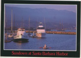 Etats Unis  Sundow At Santa Barbara Harbor Peaceful Paddle At Day's End On A One Man Dinghy  TBE - Santa Barbara