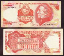 * URUGUAY 1974: $10.000 Serie B - Uruguay