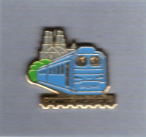 Pin´s  Train  Locomotive  Bleu, SNCF, Timbres,  Cheminots  Philatélistes  à  ORLEANS  ( 45 ) - TGV