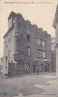 MARINGUES.  _  Maison Godefroy De Bouillon ( XIV Et XV° Siecles.) Carte Animée Devant Le Magasin VINS BIERE LIMONADE - Maringues