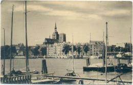 AK Stralsund 1957, Stadtansicht, Hafen, Segelboote - Stralsund