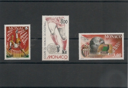 MONACO  Années 1994/97/2000 Sport   Foot N° Y/T : 1940-2126-2294 * * - Collections, Lots & Séries