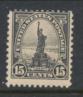 USA 1931 Scott 696. Statue Of Liberty, 15¢ Gray, MH (*). Perforation 11 X 10 1/2 - Ongebruikt
