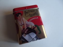 Alt444 Scatola In Latta Per Caramelle Pastiglie Leone, Pin-up Macchina Caffè Coffee Maker Vintage | Sweet Metal Box - Boxes