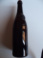 Alt449 Bottiglia, Buteille, Vino, Vin, Vetro Scuro Con Stemma In Rilievo Marchesi Di Barolo, Araldica - Wein