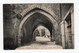 Dec13   866248    Charroux  Le Vieux Porche - Charroux