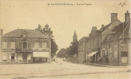 LA GUERCHE - Rue De L'Eglise - Auberge Du Marché L. Daguin - Animé - La Guerche Sur L'Aubois