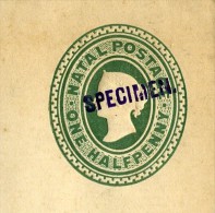 Entier Postal Enveloppe One Half Penny Vert Victoria SURCHARGE SPECIMEN. Pli Vertical Sur L'enveloppe Et Rousseur - Natal (1857-1909)