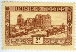 TUNISIA, FRENCH PROTECTORATE, ANFITEATRO DI EL DJEM, 1931, FRANCOBOLLO NUOVO (MLH*), Mi 186, Scott 138, YT 176 - Usados