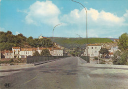 (c) 46-LU-1006 - Luzech - L'entrée Du Pont Neuf - Luzech