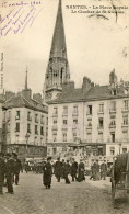 CPA 44 NANTES LA PLACE ROYALE LE CLOCHER DE ST NICOLAS 1903 - Nantes