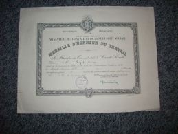 Diplôme : Ministère Du Travail Et De La Sécurité Sociale ( Médaille D'Honneur Du Travail " Argent " 1958 ) - Diplômes & Bulletins Scolaires