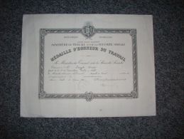 Diplôme : Ministère Du Travail Et De La Sécurité Sociale ( Médaille D'Honneur Du Travail " Vermeil " 1959 ) - Diplomi E Pagelle