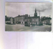 LAMARCHE (Vosges) - Place Bellune - Animée - Personnages Identifiés - Lamarche