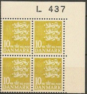 Denmark 1976. Coat Of Arms.  Michel 626, Plate-block MNH. - Neufs