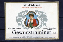 LES FEMMES ET LE VIN - (Etiquette Légèrement Collée Sur Feuille D´expo.) - Bellezza Femminile Stile Liberty