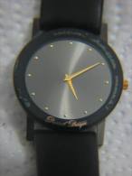 VINTAGE DANISH DESIGN WATCH W/LEATHER BAND - Relojes Ancianos