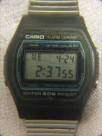 Vintage Casio W-26 Watch Japan - Antike Uhren