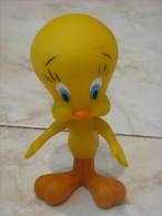 TWEETY WITH TURNING HEAD & HAND DISNEY TOY - Disney