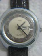 TIMEX AUTOMATIC DAY/DATE MEN´S WATCH GREAT BRITAIN - Montres Anciennes