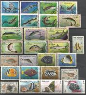 Poissons : 50 Timbres Différents N185 - Fishes