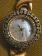 AMAZING ELGIN MOTHER OF PEARL DIAL AUSTRIAN CRYSTALS ROMAN NUMBERS QUARTZ WATCH - Sonstige & Ohne Zuordnung
