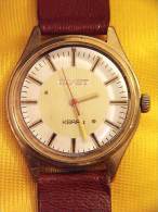 1982 POLJOT RUSSIAN GOLD PLATED QUARTZ WATCH - Montres Anciennes