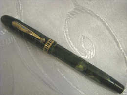 1946 HOOVER SUPER 343 Denmark Green Marbled 10-sided Fountain Pen ~ 14k Gold Nib - Stylos