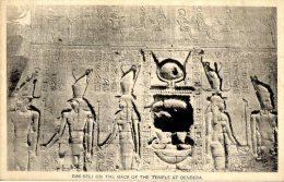 EGYPTE BAS RELIEF ON THE BACK OF THE TEMPLE AT DENDERA - Musées