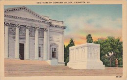 Tomb Of Unknown Soldier Arlington Virgina - Arlington