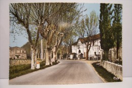 LA ROQUEBRUSSANNE- L'Entrée Du Village - La Roquebrussanne