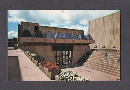 PRINCE EDWARD ISLAND - ILE DU PRINCE EDWARD - CHARLOTTETOWN - THE MAIN ENTRANCE CONFEDERATION CENTRE - Charlottetown