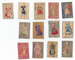 13 étiquettes De Boite D'allumettes Costumes Des Provinces Françaises De La SEITA - Zündholzschachteletiketten
