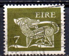 IRELAND 1971 Stylised Dog (Brooch) - 7p. - Green   FU - Oblitérés