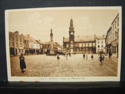 CP. 296. Bavay. Place De L'Hôtel De Ville - Bavay